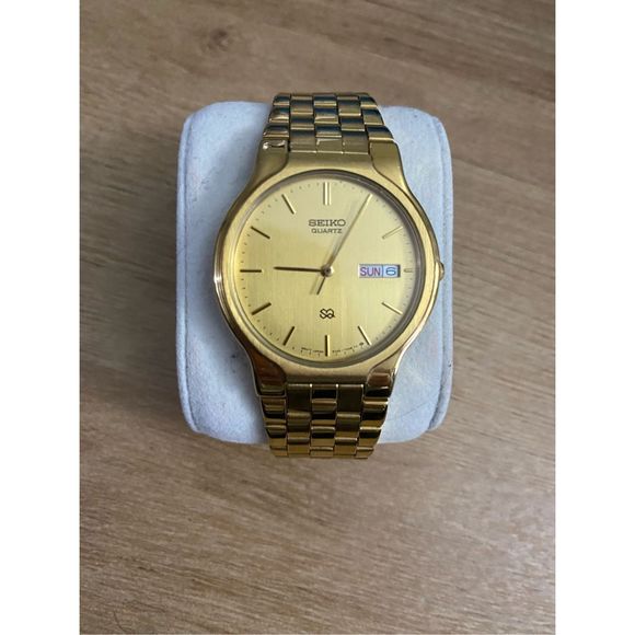 Seiko SQ Watch Men 35mm Gold Tone Dial Day Date 7.25" Vintage - Picture 1 of 9